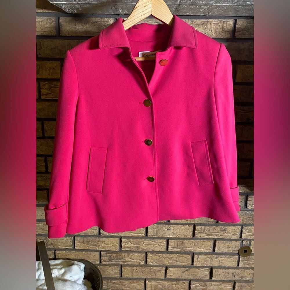 Vibrant
pink blazer